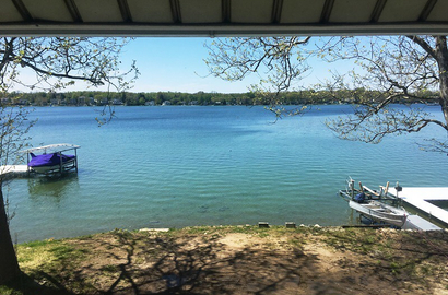 Lake property auction 1