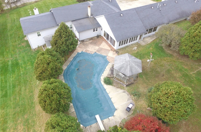 Real estate auction 8