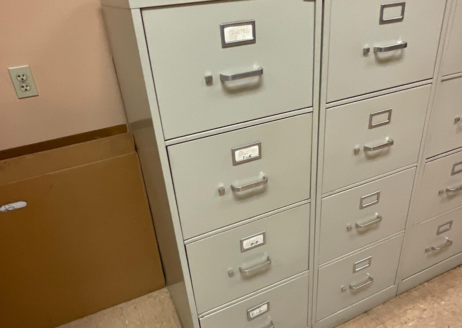 302
