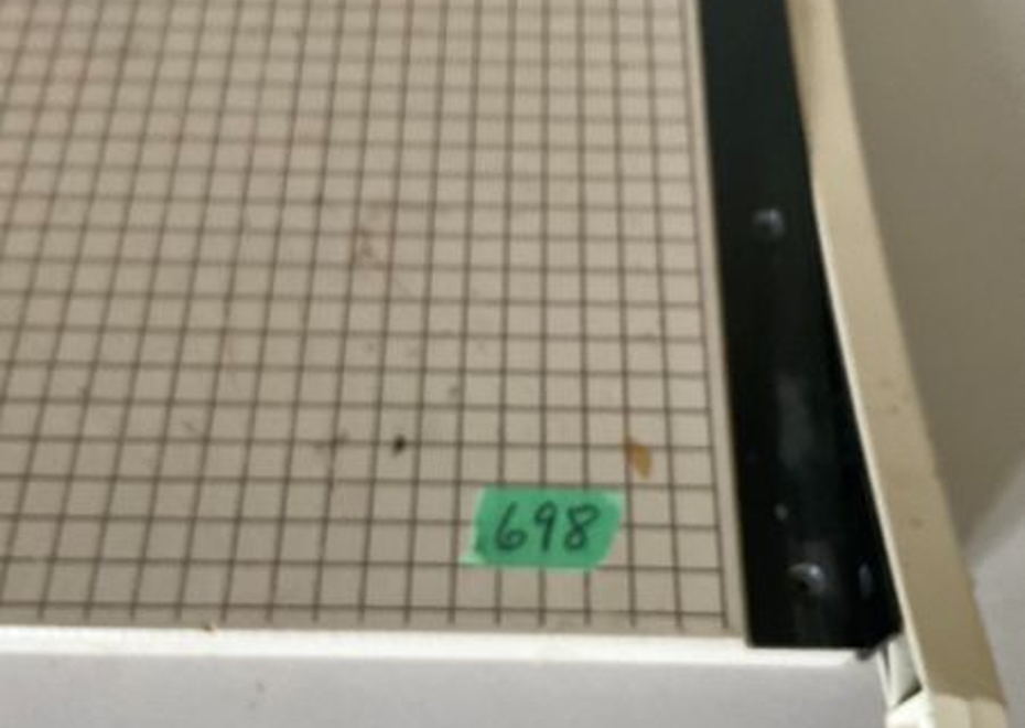 698 1