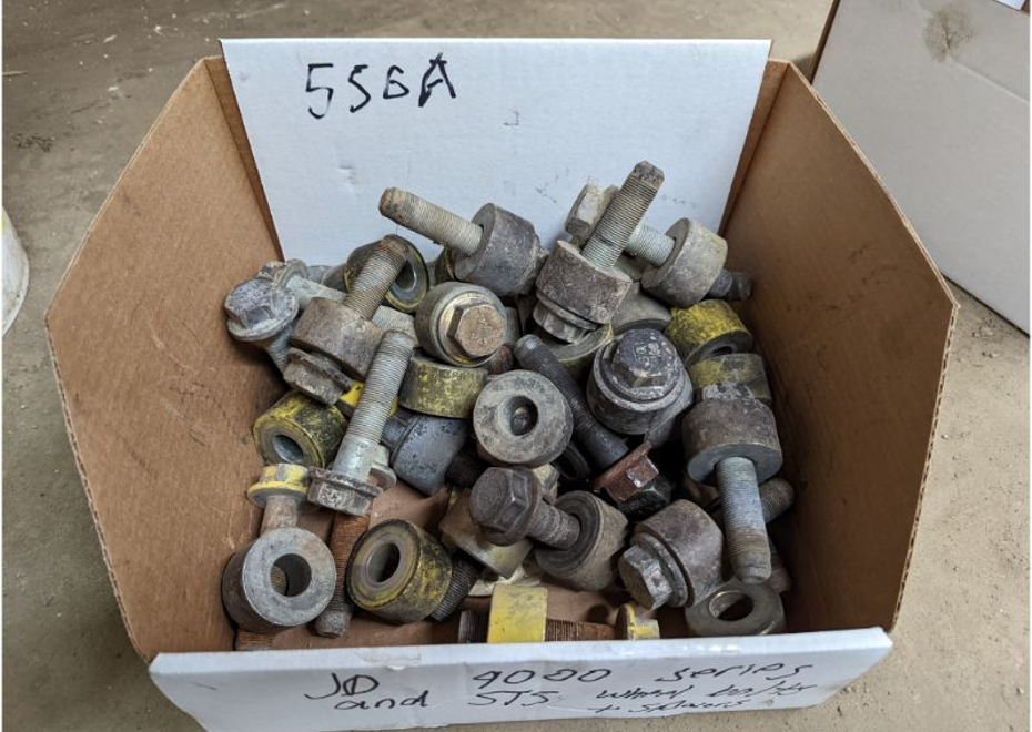556a