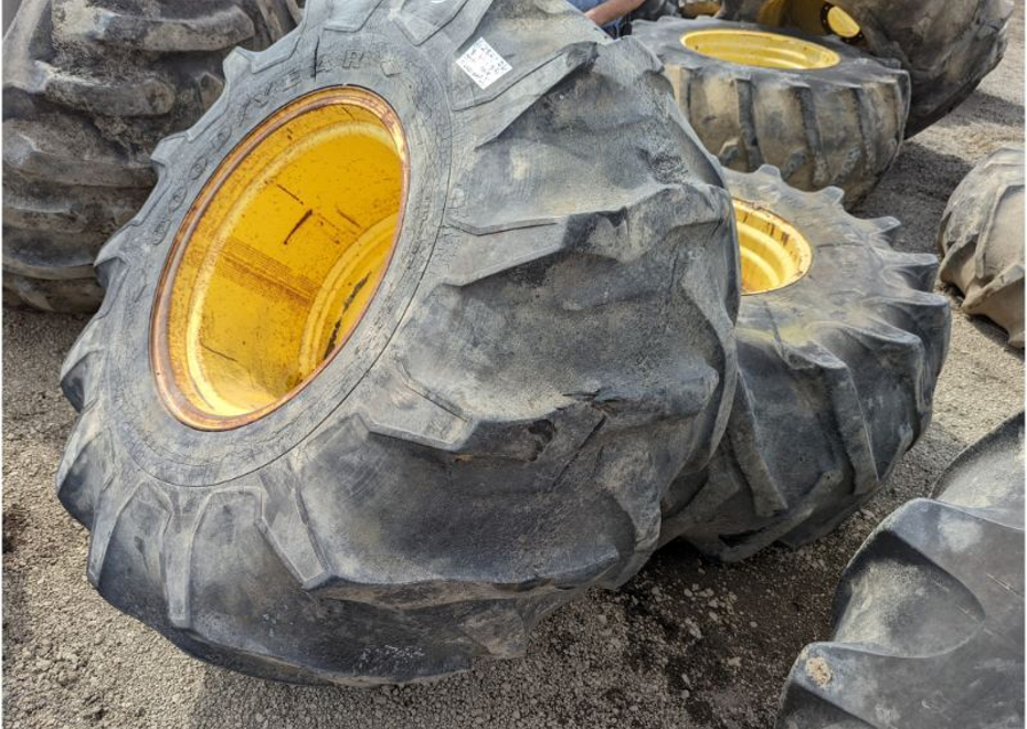 953