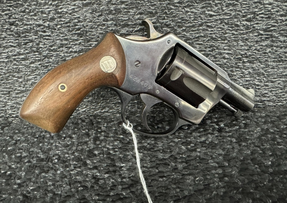 583
