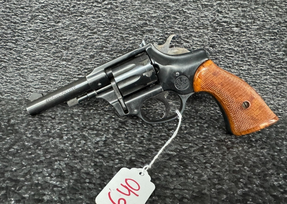 640