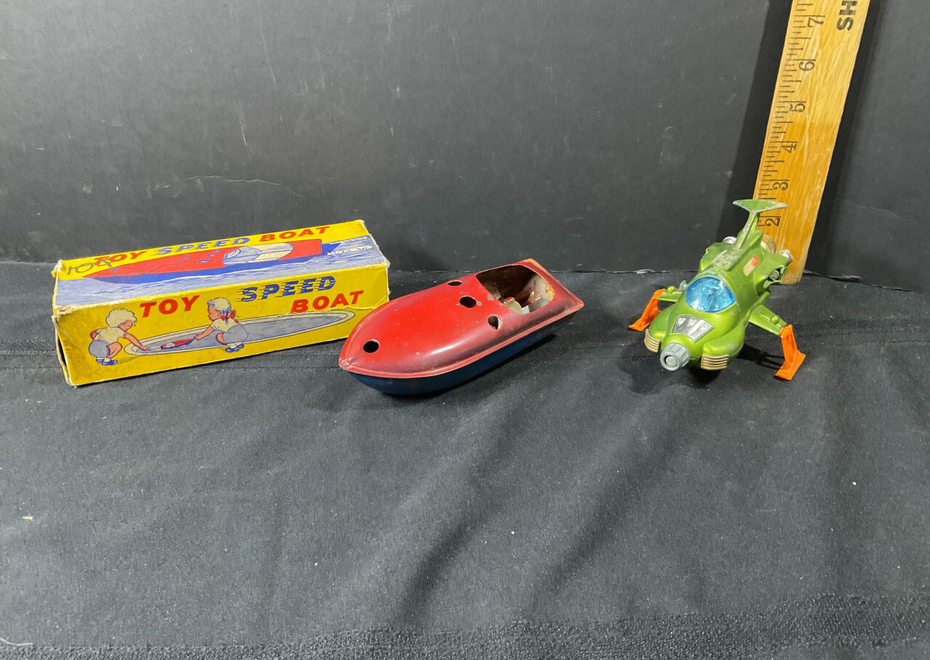 1369 1