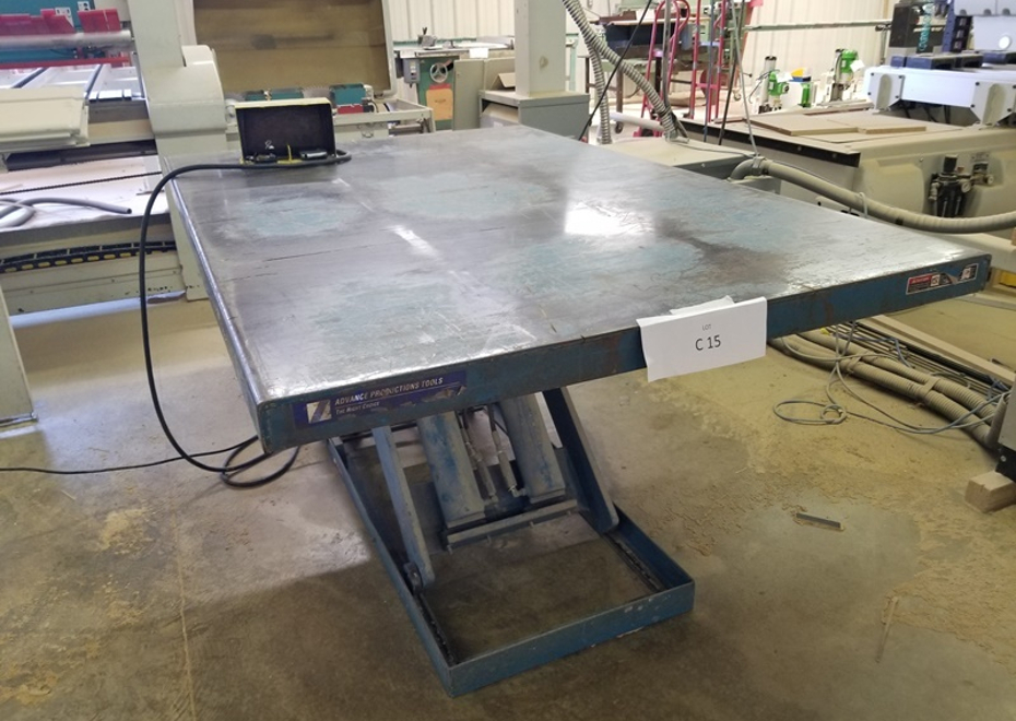 C15 Blue Lift Table