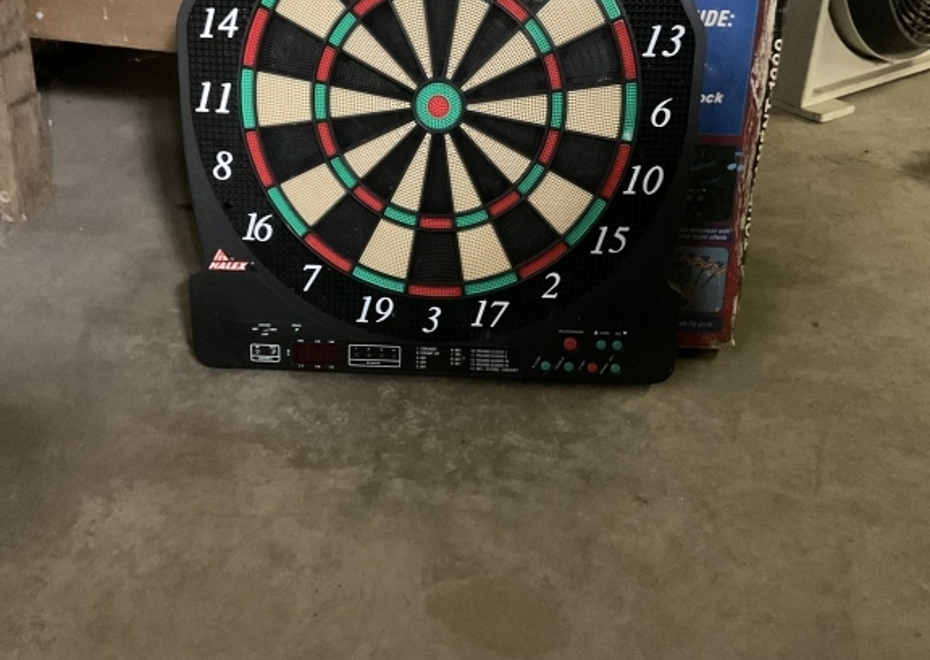 1049