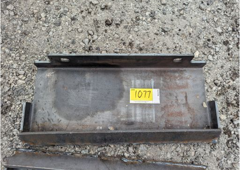1077