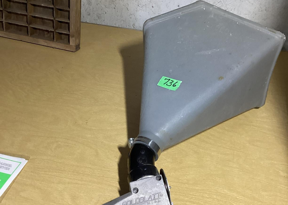 736 1