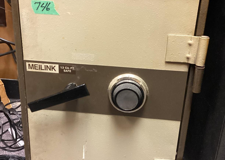 746 1