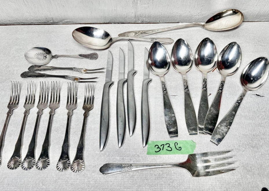 373g