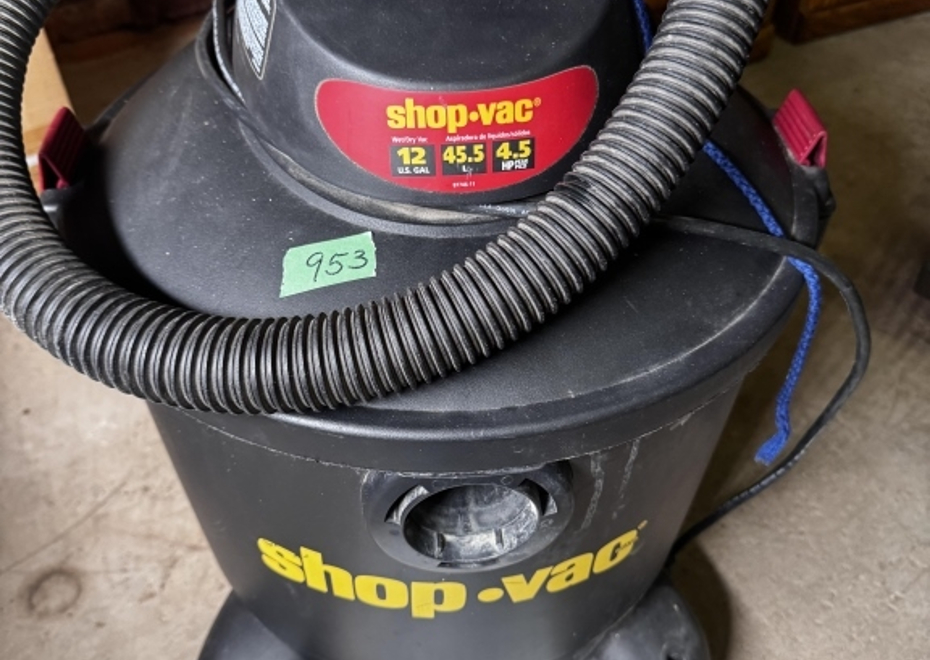 953
