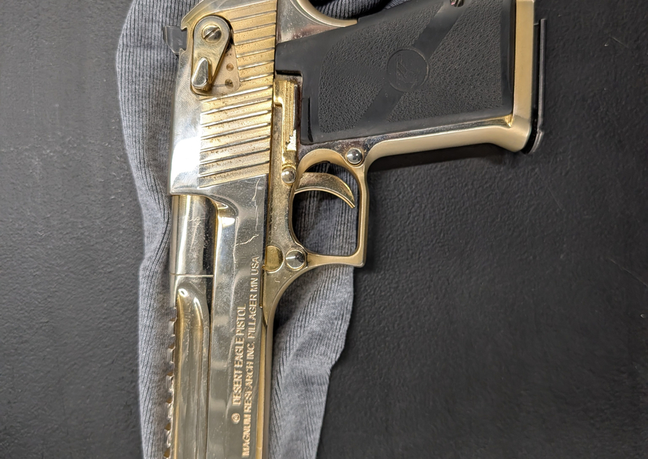 PXL 20251217 154019628