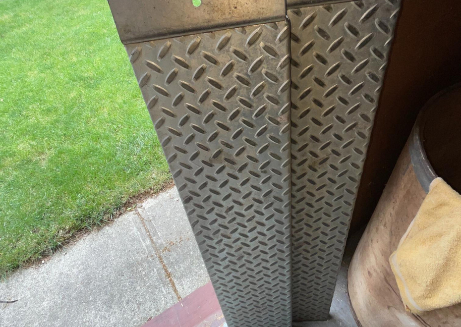 334 1