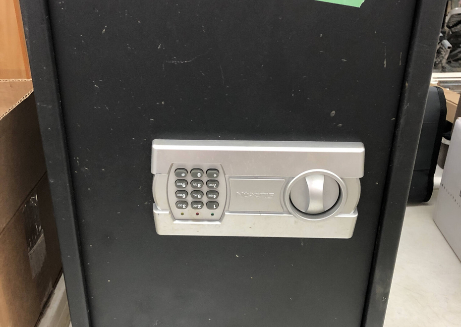 335 1