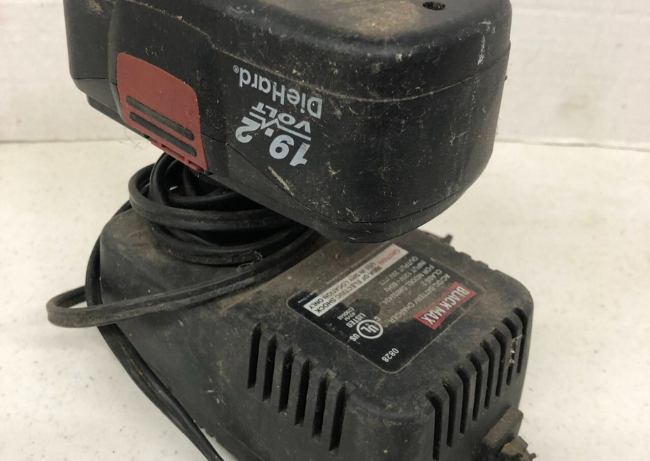 391 1
