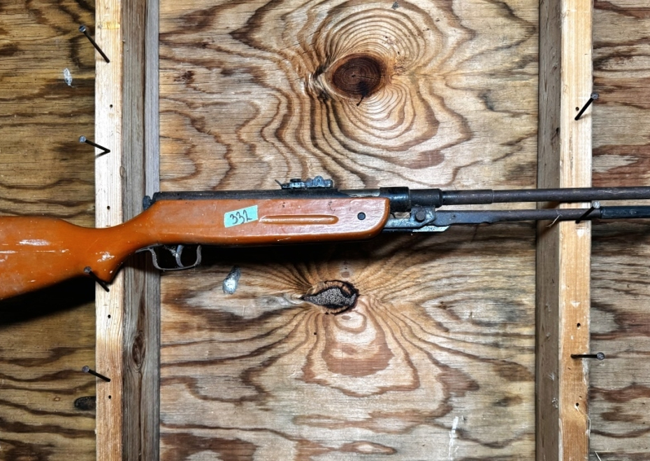 332