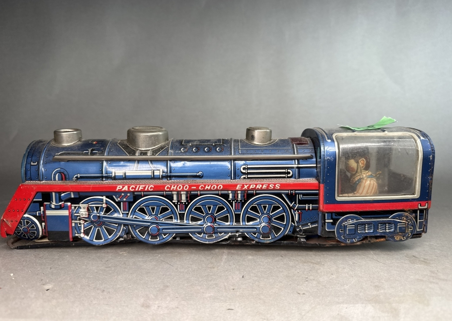 6137