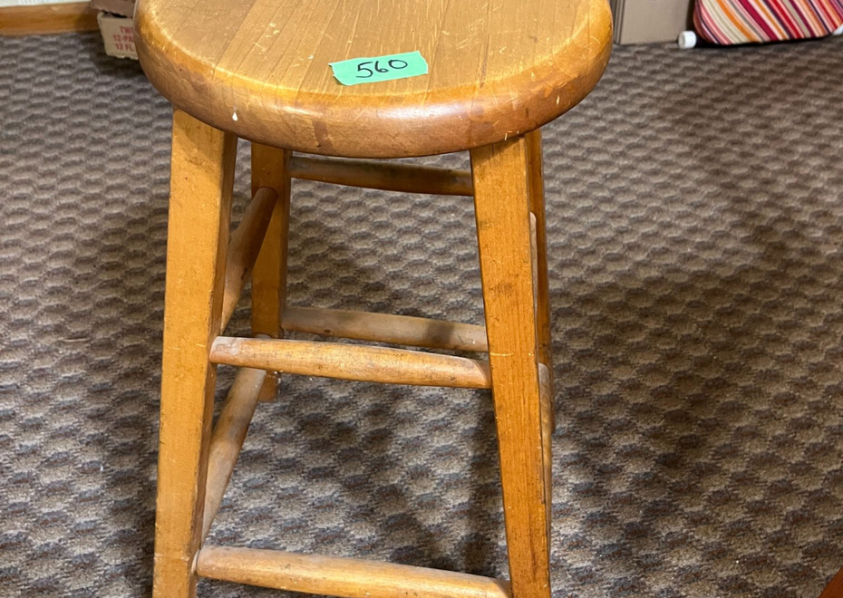 560 1