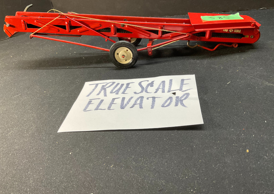 585 1