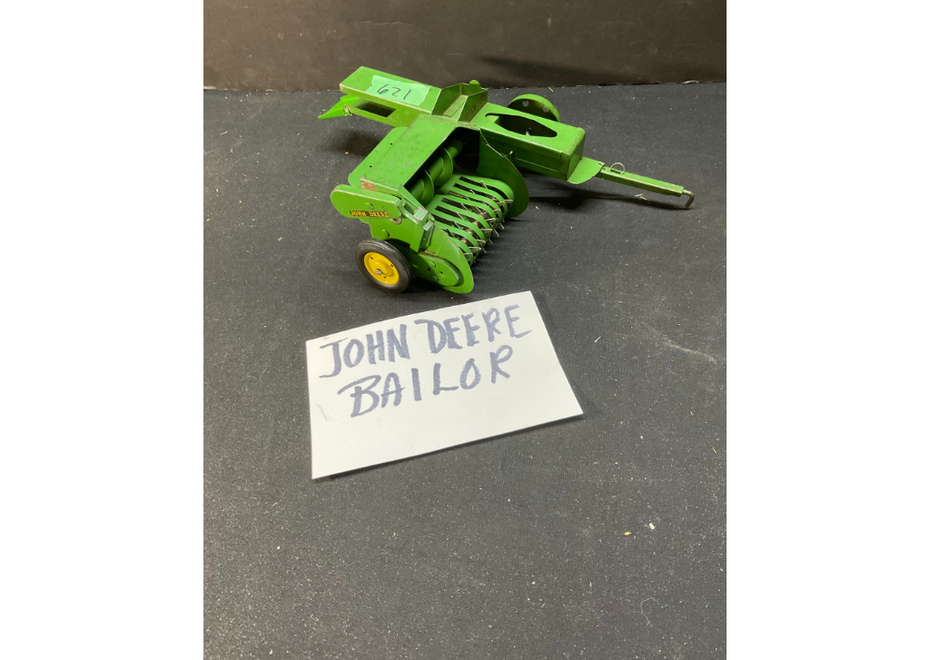 621 1