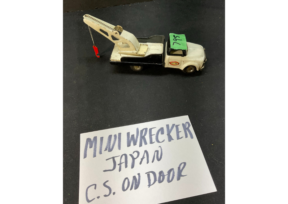795 1