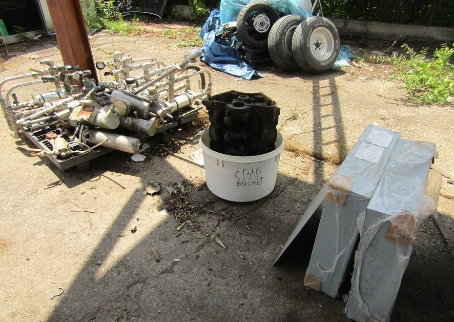 3838 e pontiac st 108