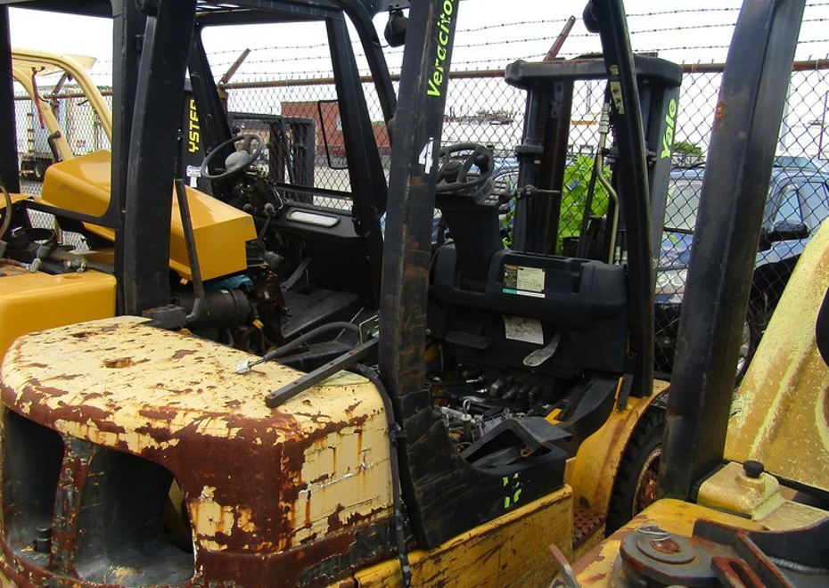 3838 e pontiac st 114