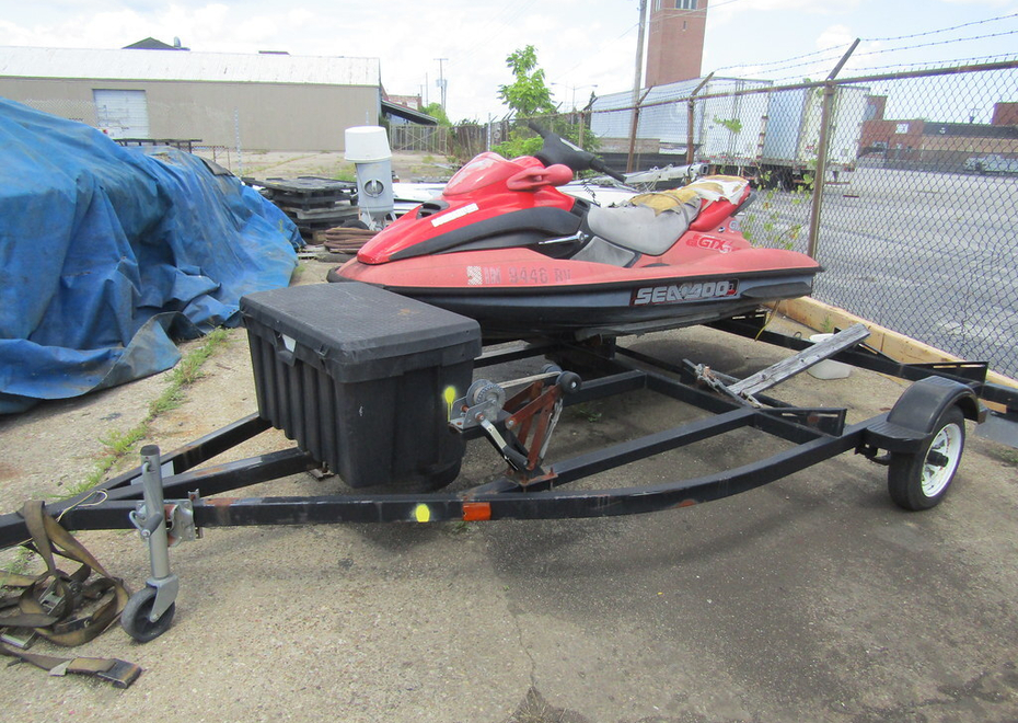 3838 e pontiac st 119