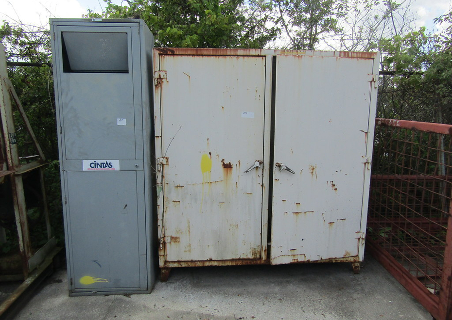 3838 e pontiac st 135