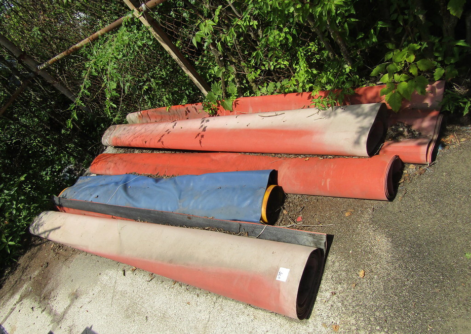 3838 e pontiac st 143