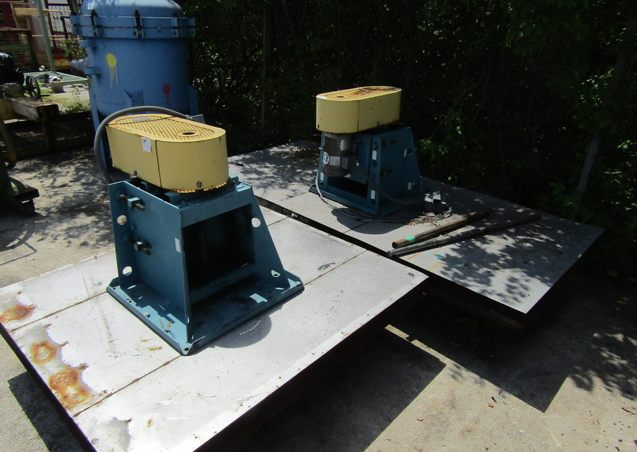 3838 e pontiac st 145