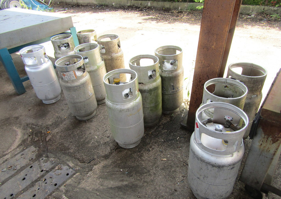 3838 e pontiac st 159