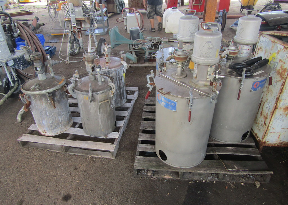 3838 e pontiac st 164