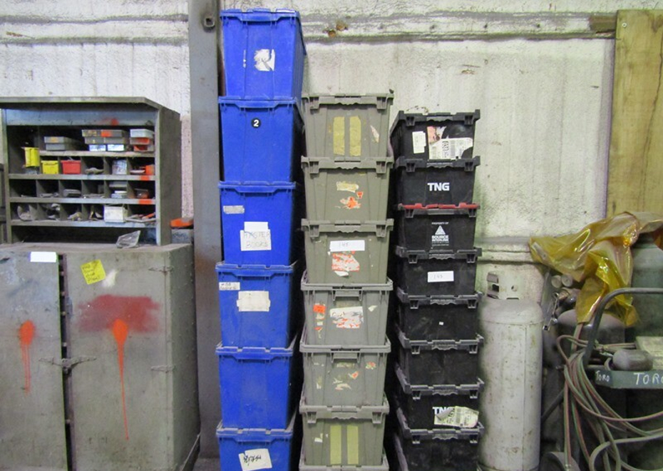 3838 e pontiac st 189