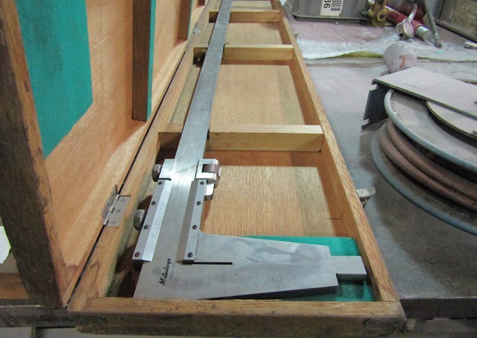 3838 e pontiac st 191