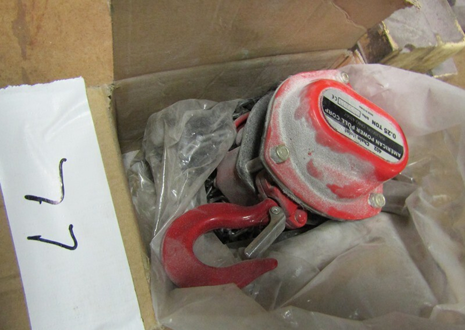 3838 e pontiac st 193