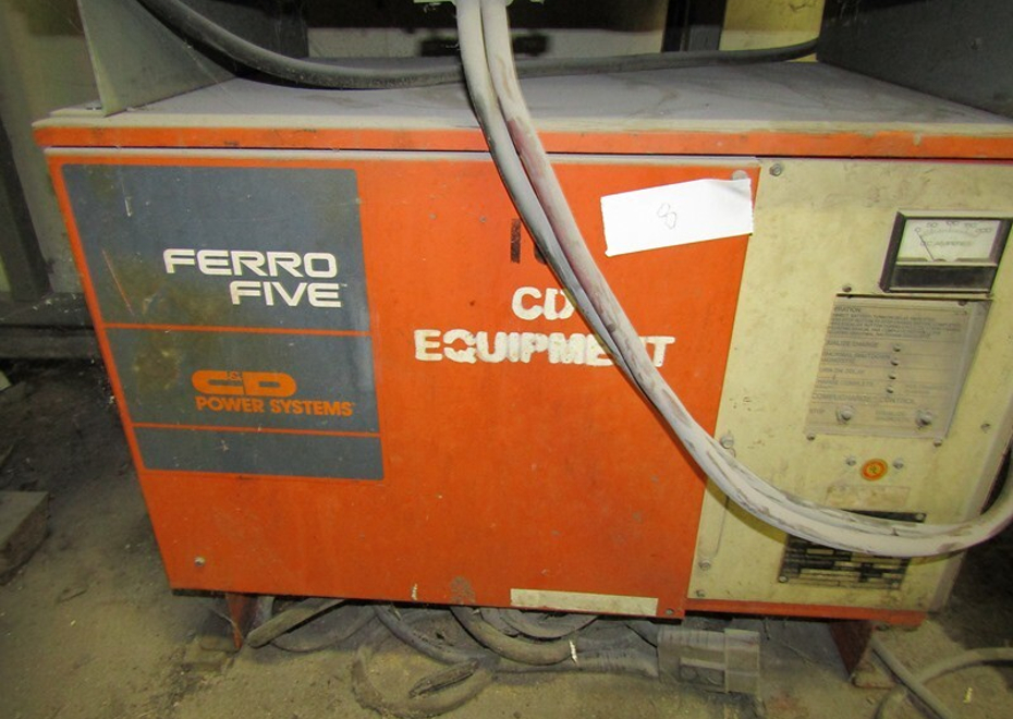 3838 e pontiac st 205