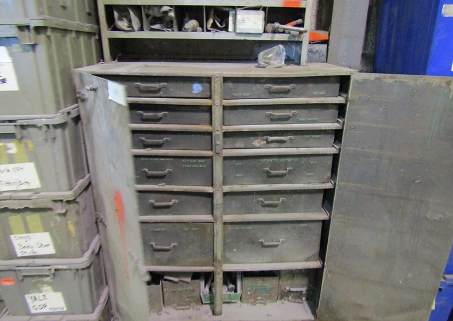 3838 e pontiac st 214