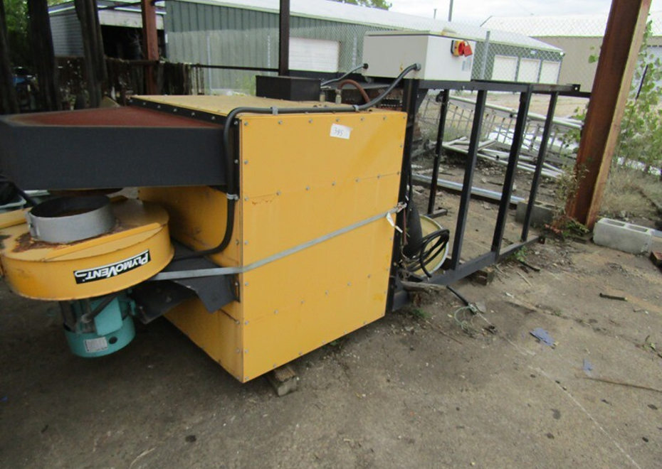 3838 e pontiac st 215