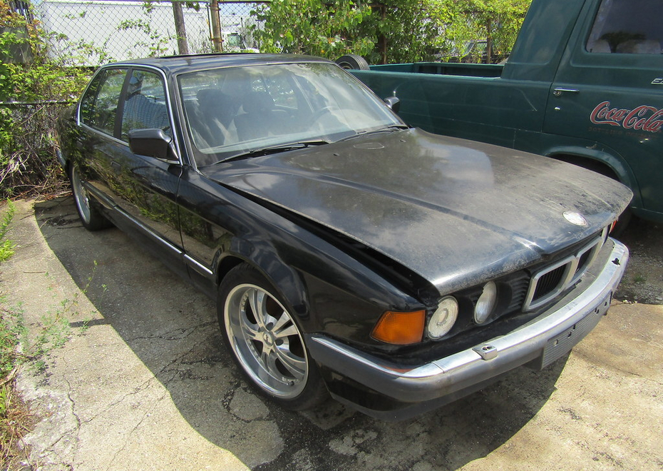 3838 e pontiac st 35