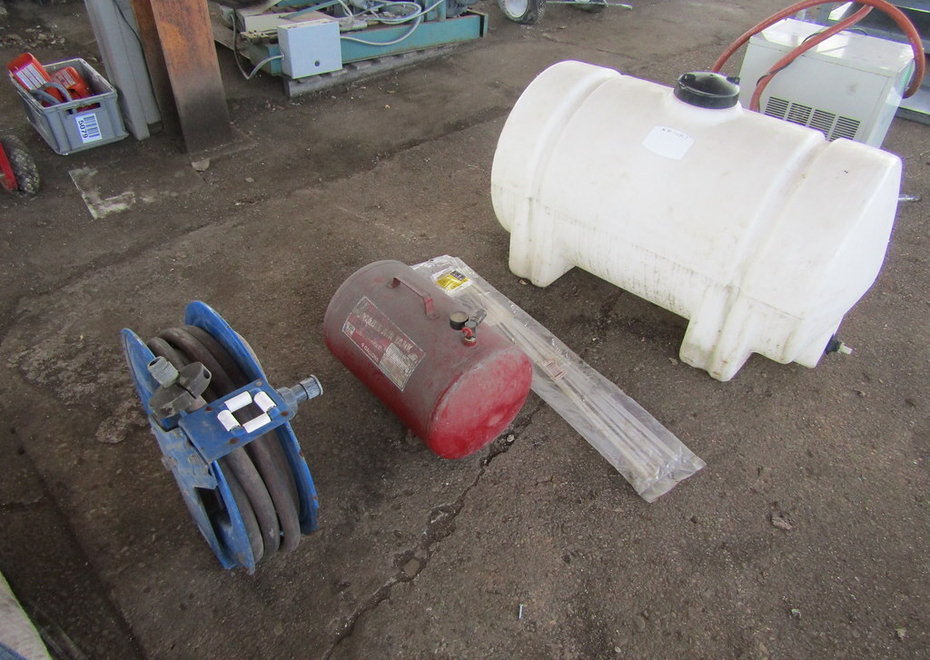 3838 e pontiac st 49