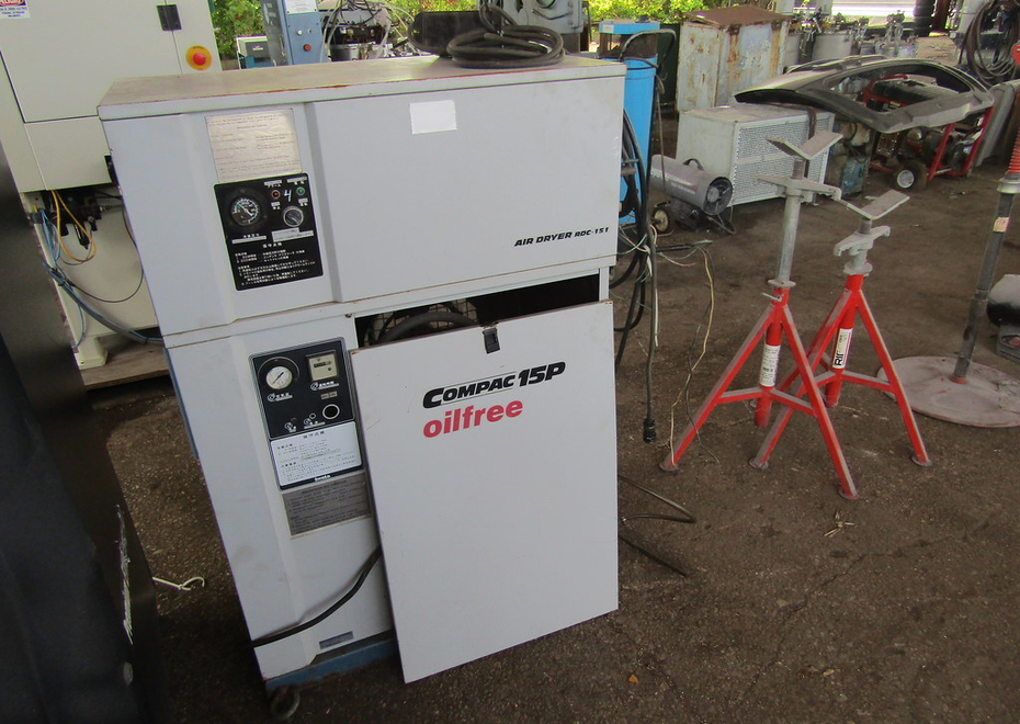 3838 e pontiac st 51