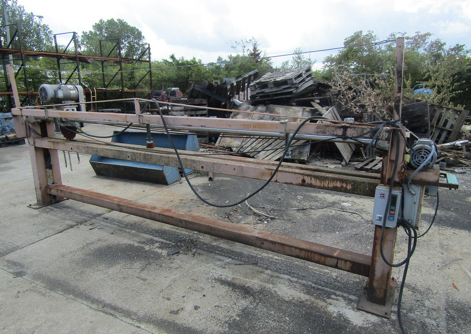 3838 e pontiac st 83