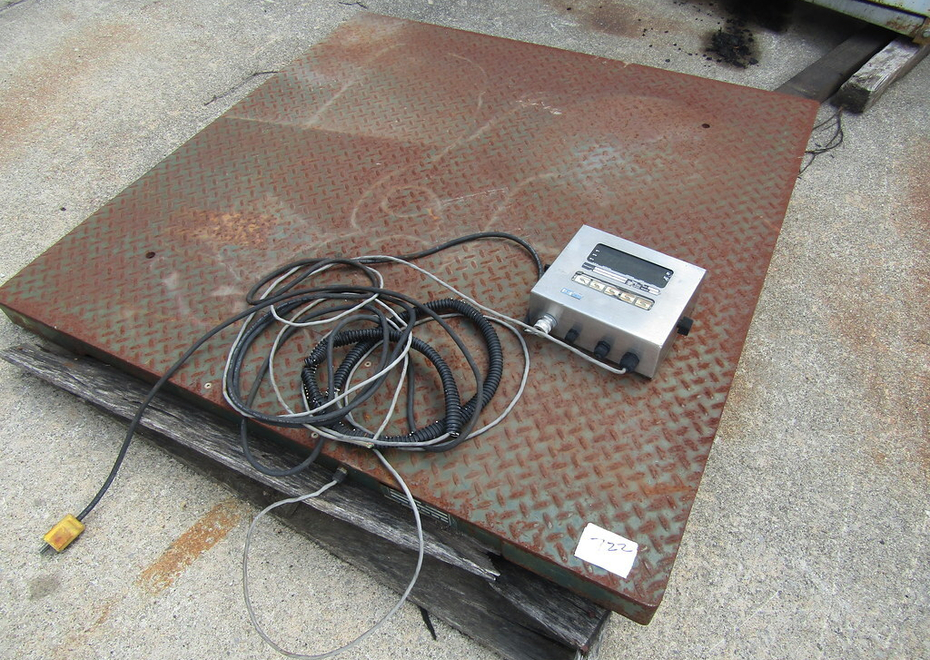 3838 e pontiac st 88