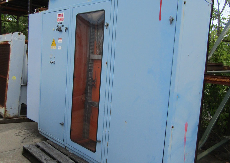 3838 e pontiac st 89