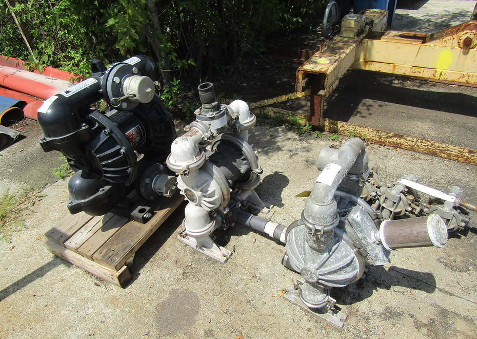 3838 e pontiac st 96