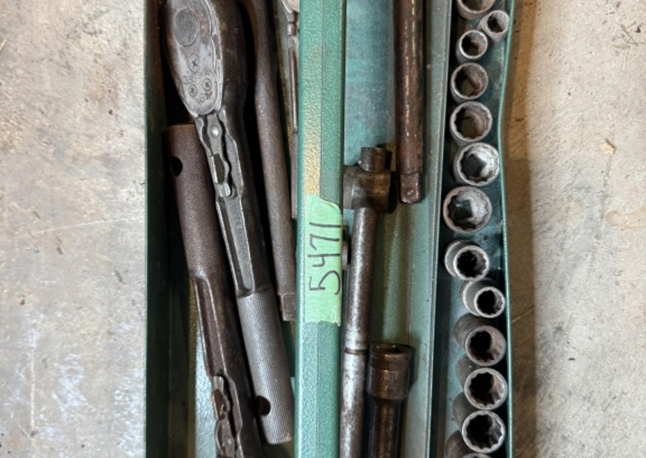 5471