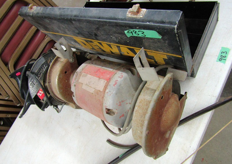 Krueckeberg auction complex11