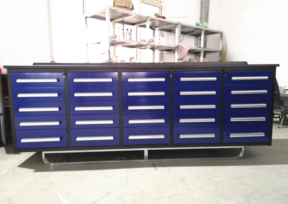 Steelman 10 ft Work Bench with 25 Drawers 11